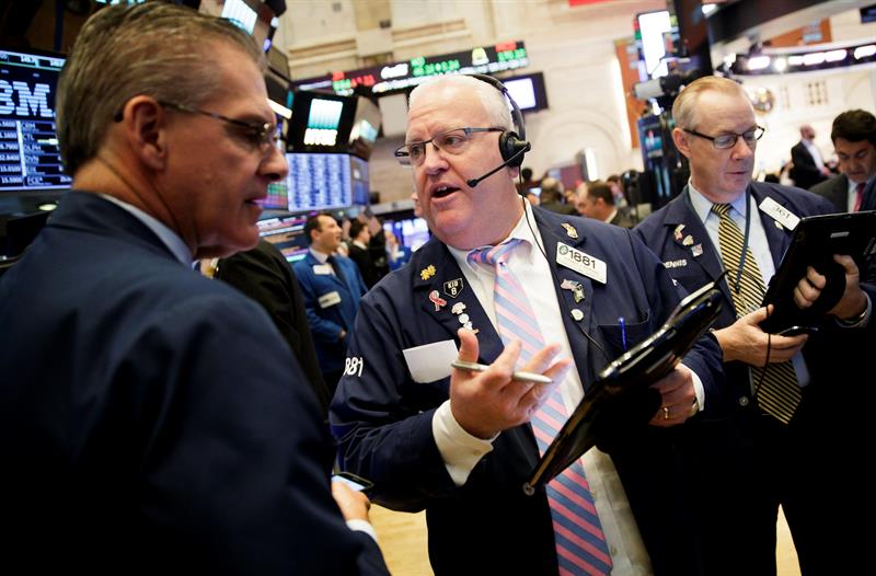 Wall Street cierra con pÃ©rdidas y el Dow Jones baja un 0,43 %